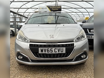 Used Peugeot 208 2015 for sale - 79553897: Photo