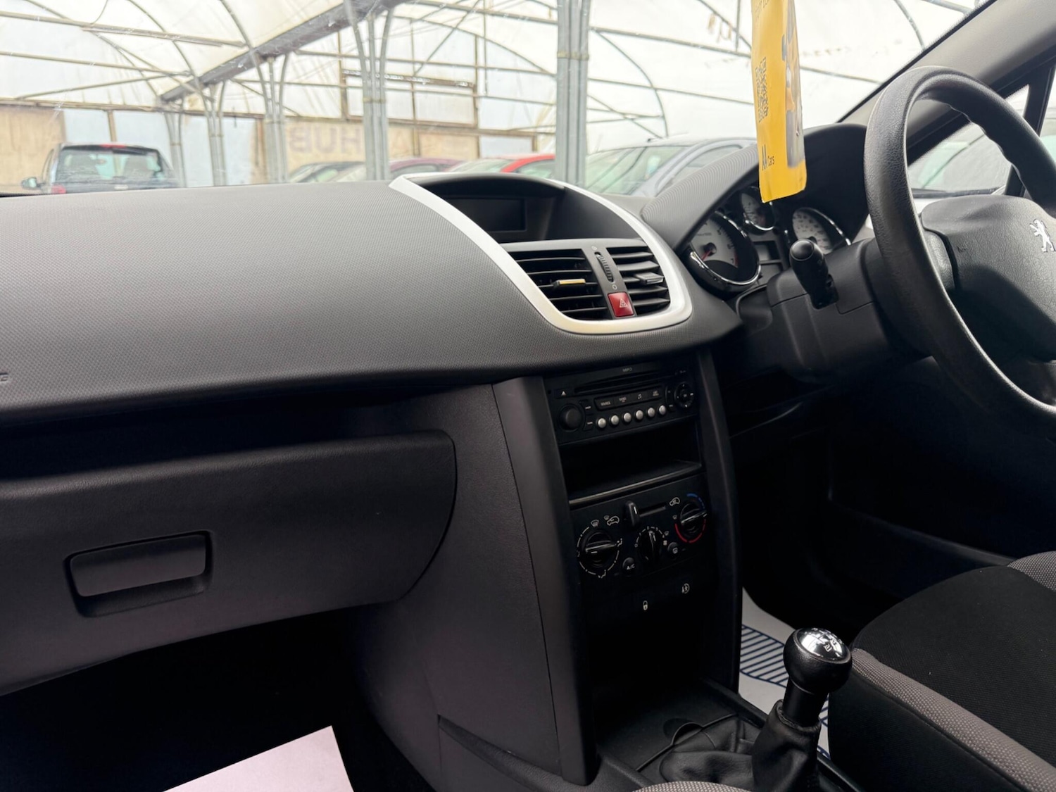 Used Peugeot 207 2009 for sale - 77315109: Photo 28