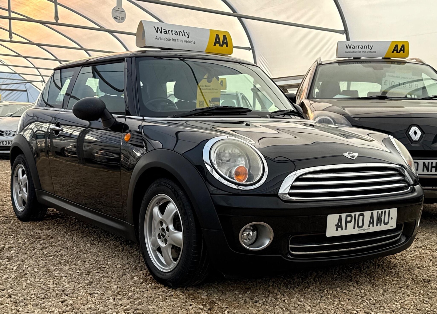 Used MINI Hatch 2010 for sale - 76122540: Photo 1