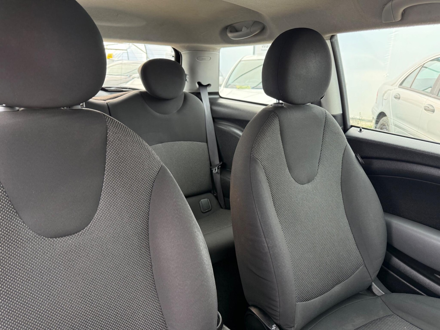 Used MINI Hatch 2010 for sale - 76122540: Photo 16