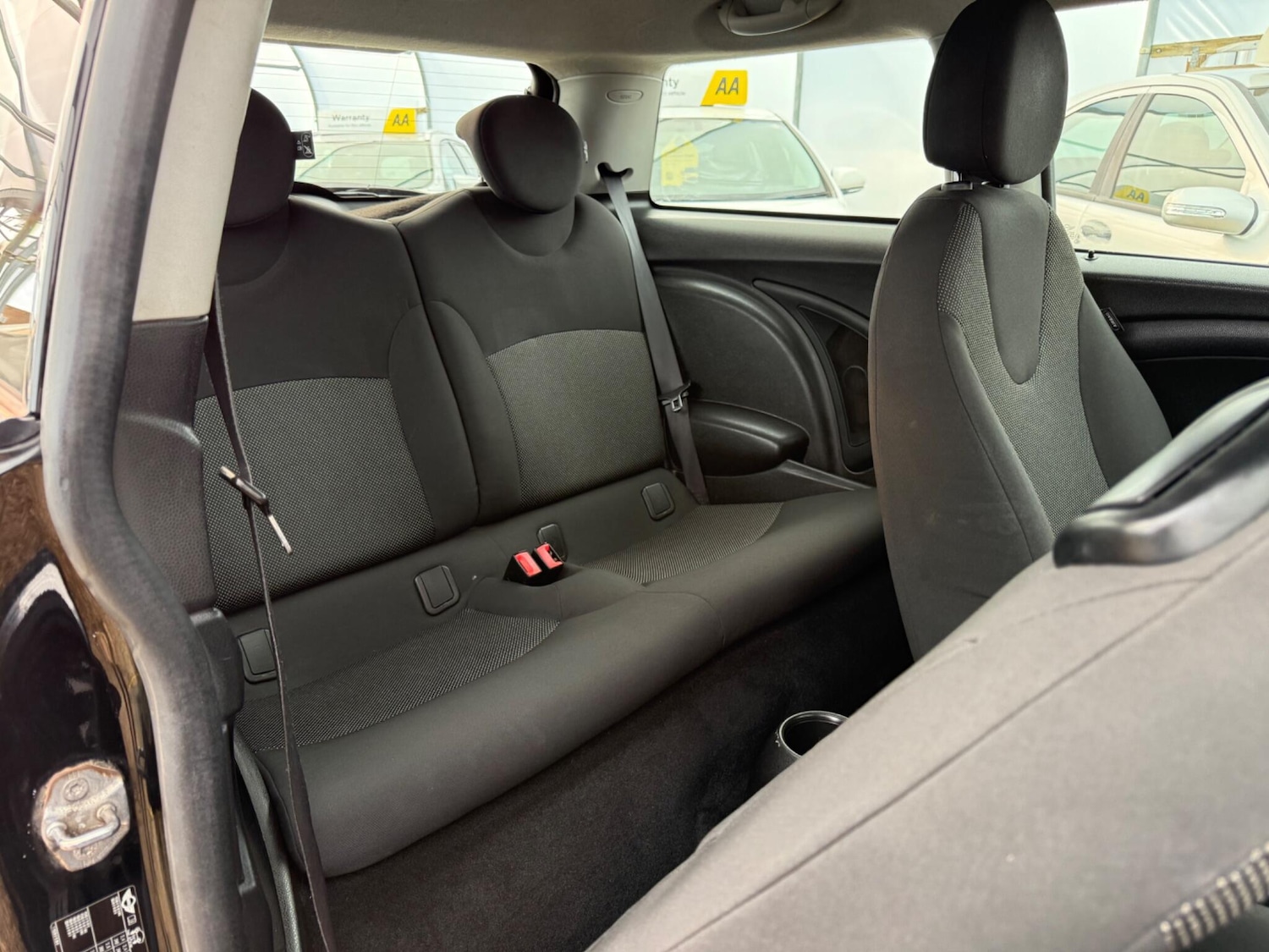 Used MINI Hatch 2010 for sale - 76122540: Photo 17