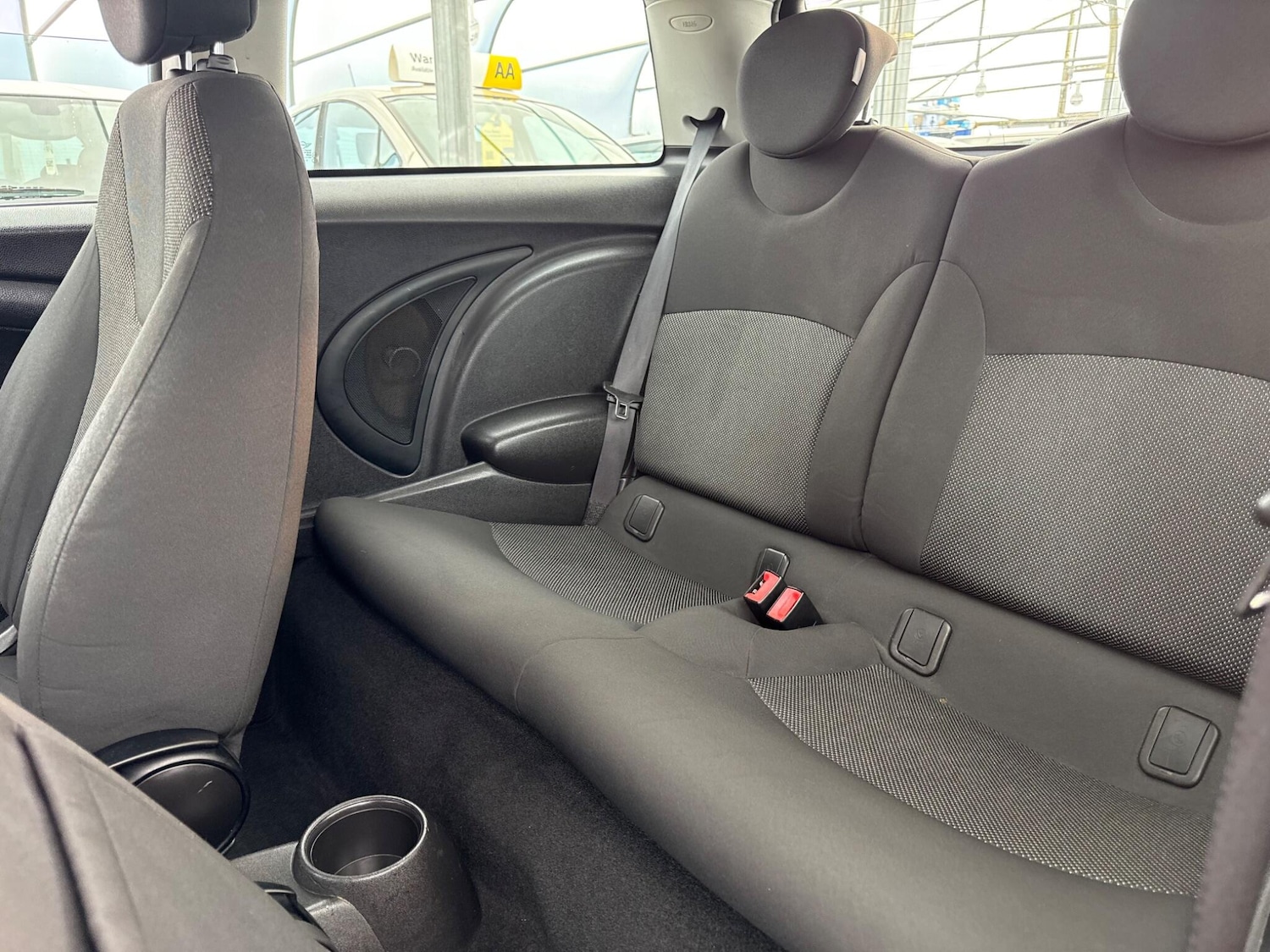 Used MINI Hatch 2010 for sale - 76122540: Photo 23