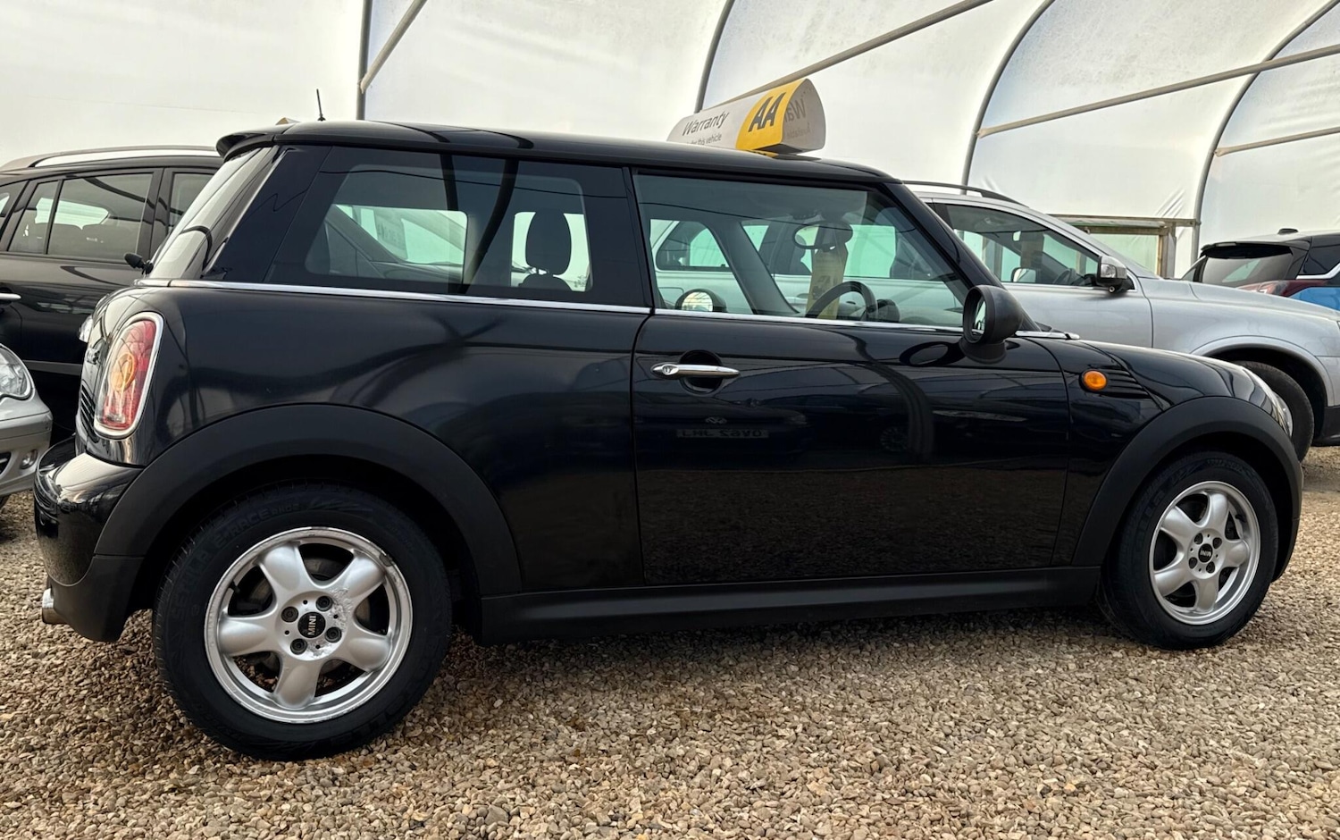 Used MINI Hatch 2010 for sale - 76122540: Photo 32
