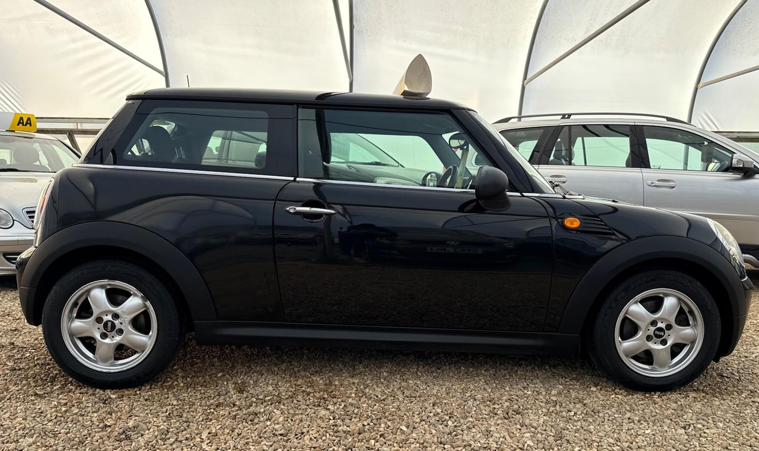 Used MINI Hatch 2010 for sale - 76122540: Photo 5