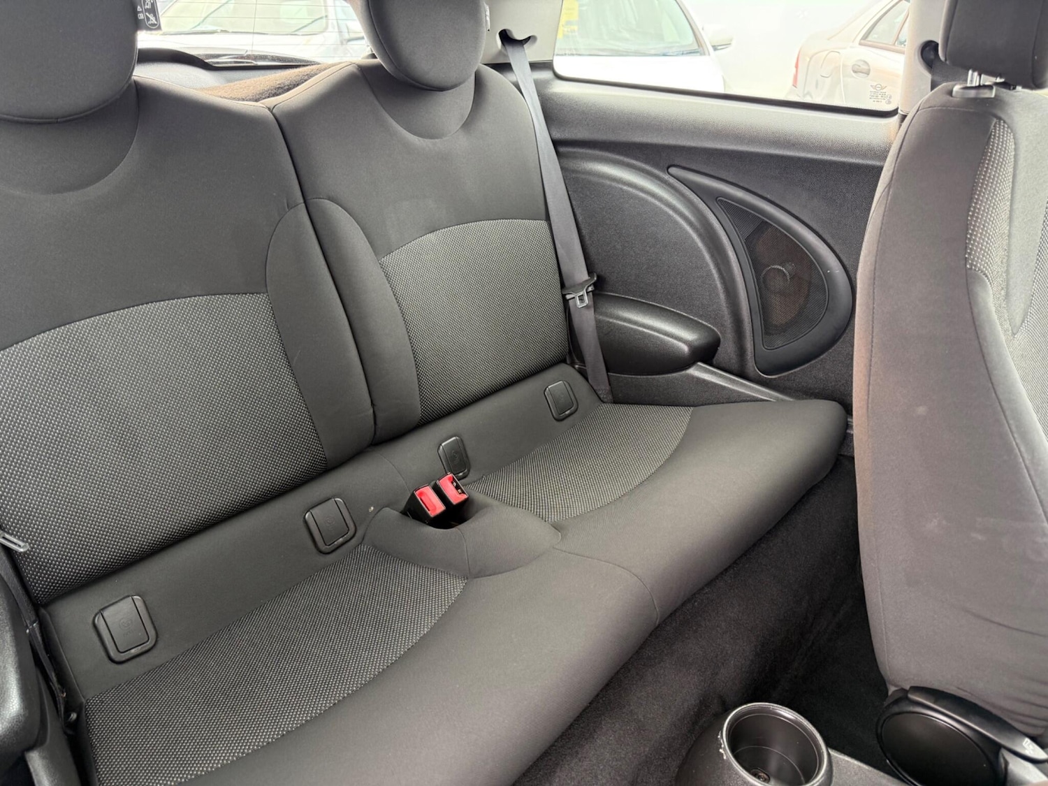 Used MINI Hatch 2010 for sale - 76122540: Photo 50