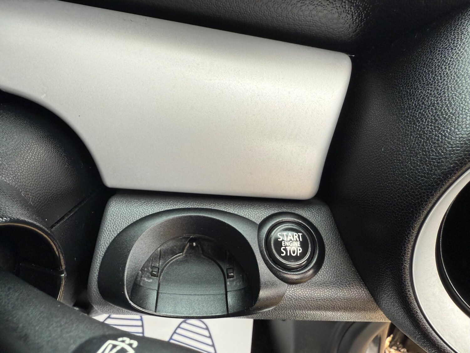 Used MINI Hatch 2010 for sale - 76122540: Photo 64