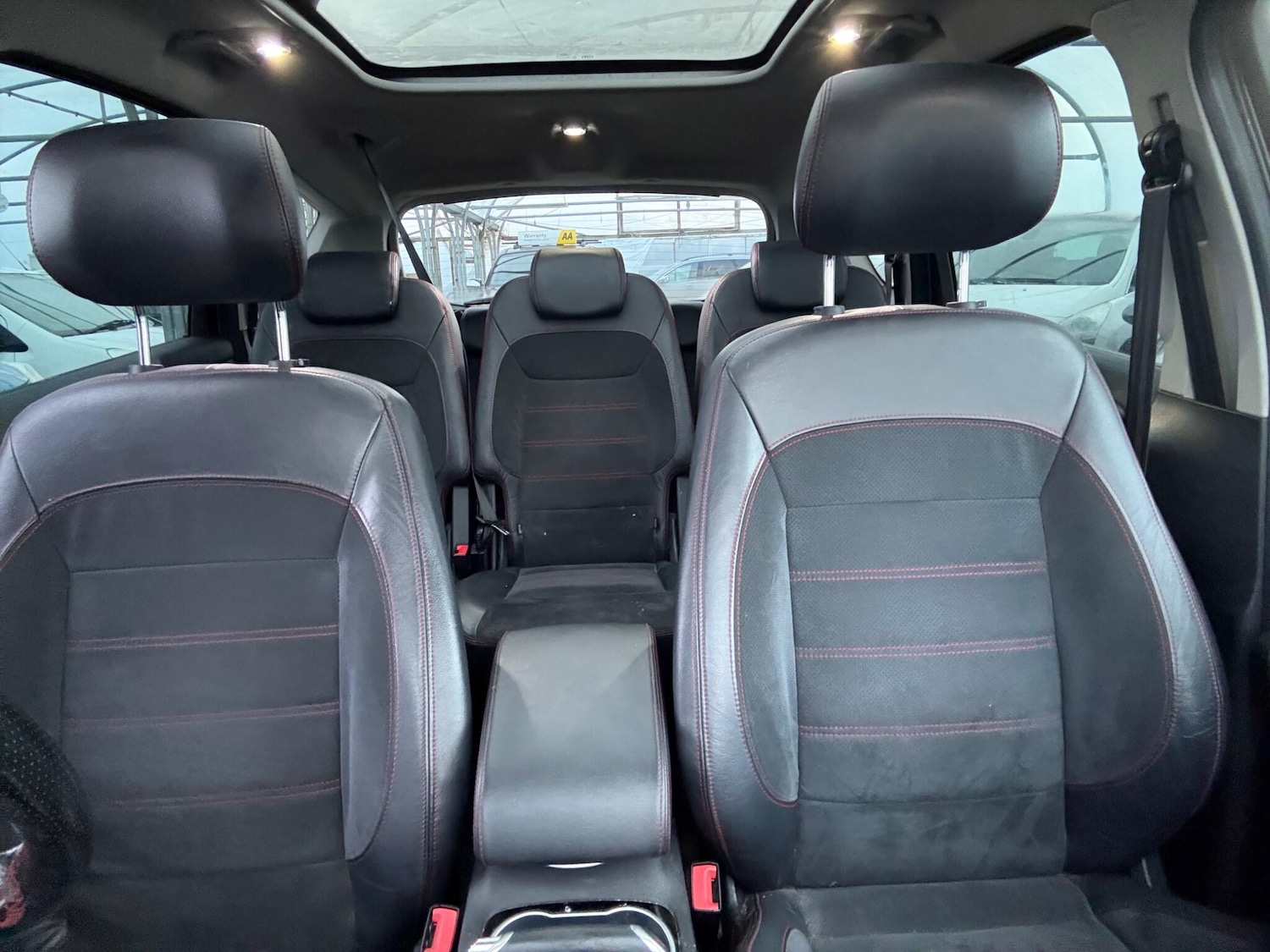 Used Ford S-Max 2011 for sale - 77439669: Photo 16