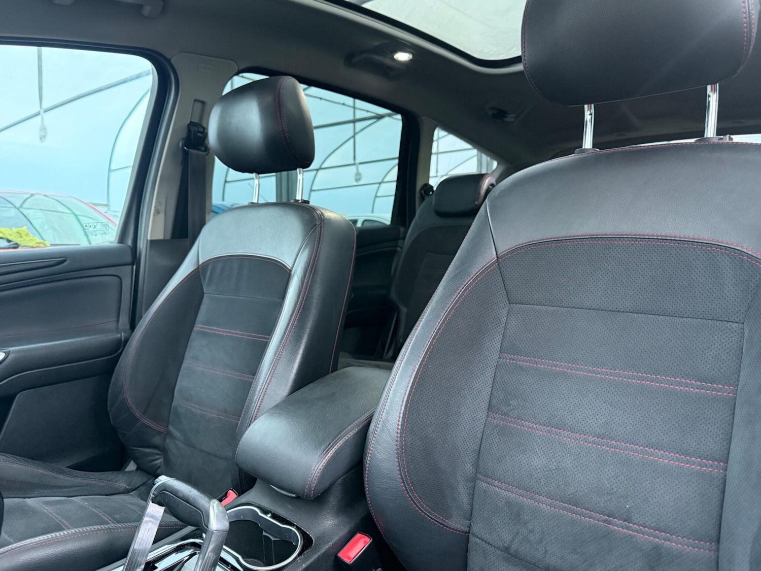 Used Ford S-Max 2011 for sale - 77439669: Photo 29