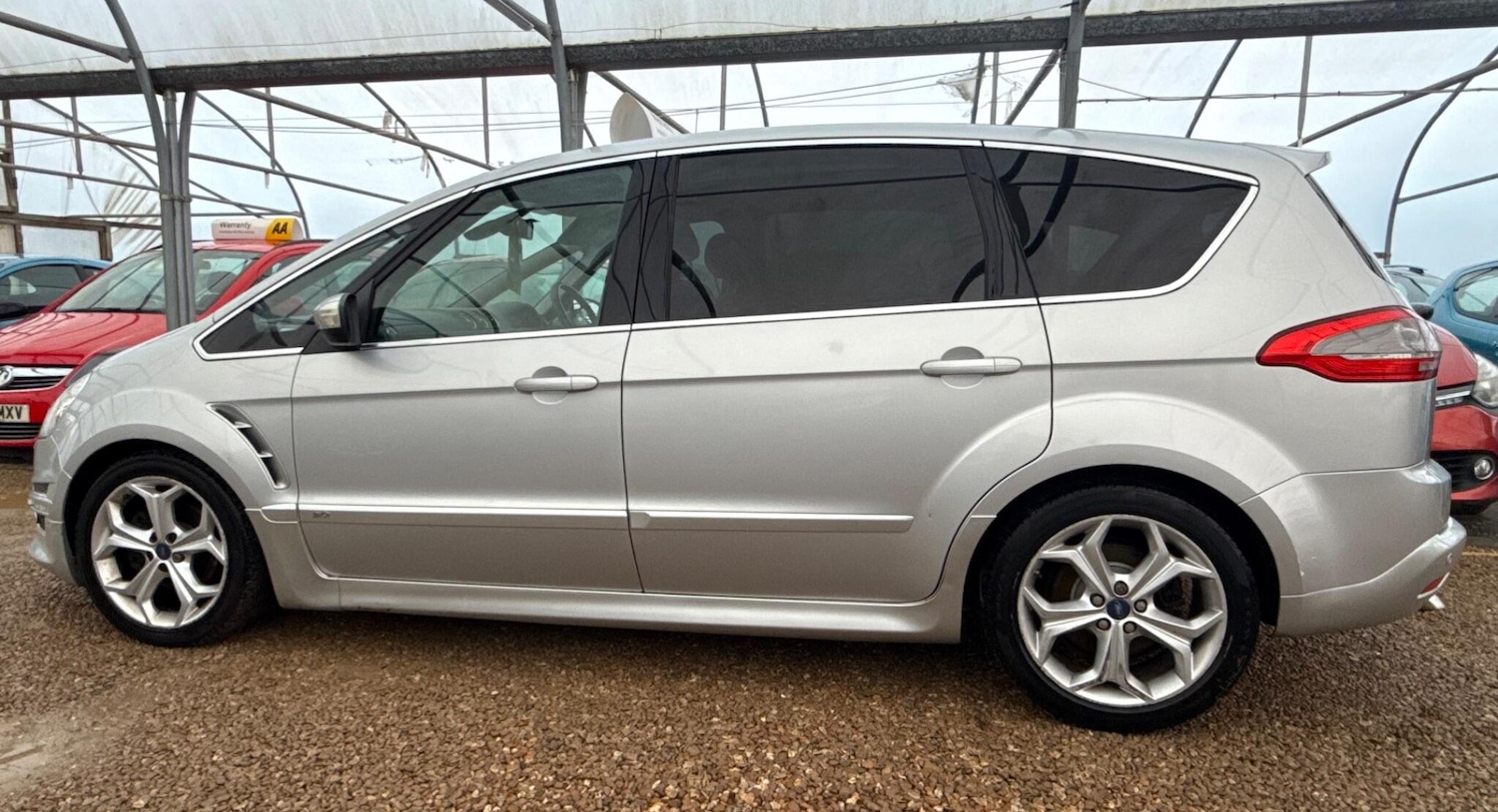 Used Ford S-Max 2011 for sale - 77439669: Photo 41