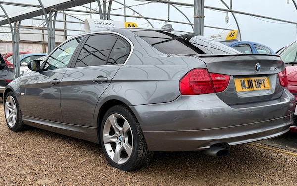 Used BMW 3 Series 2011 for sale - 76306965: Photo 11