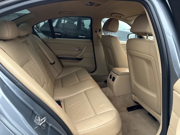 Used BMW 3 Series 2011 for sale - 76306965: Photo 18