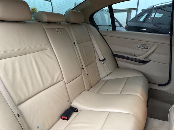Used BMW 3 Series 2011 for sale - 76306965: Photo 19