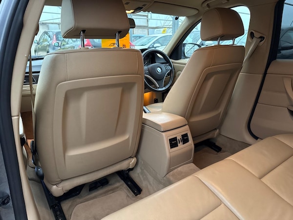 Used BMW 3 Series 2011 for sale - 76306965: Photo 23