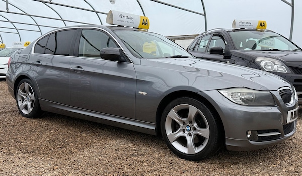 Used BMW 3 Series 2011 for sale - 76306965: Photo 30