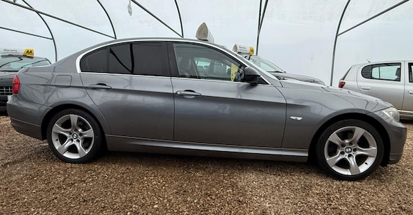Used BMW 3 Series 2011 for sale - 76306965: Photo 33