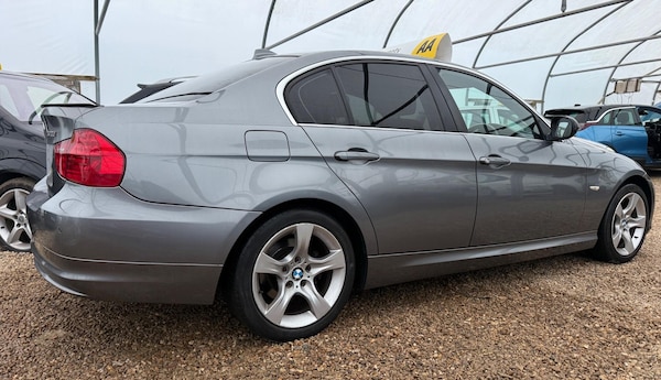 Used BMW 3 Series 2011 for sale - 76306965: Photo 35
