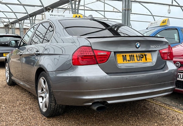 Used BMW 3 Series 2011 for sale - 76306965: Photo 38
