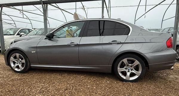 Used BMW 3 Series 2011 for sale - 76306965: Photo 41