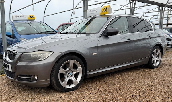 Used BMW 3 Series 2011 for sale - 76306965: Photo 44