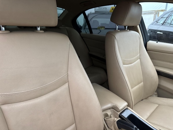Used BMW 3 Series 2011 for sale - 76306965: Photo 51
