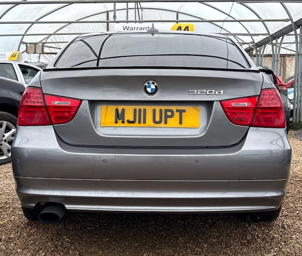 Used BMW 3 Series 2011 for sale - 76306965: Photo 6