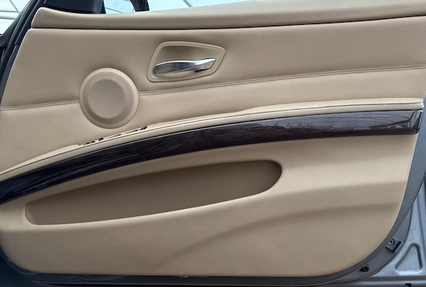 Used BMW 3 Series 2011 for sale - 76306965: Photo 74