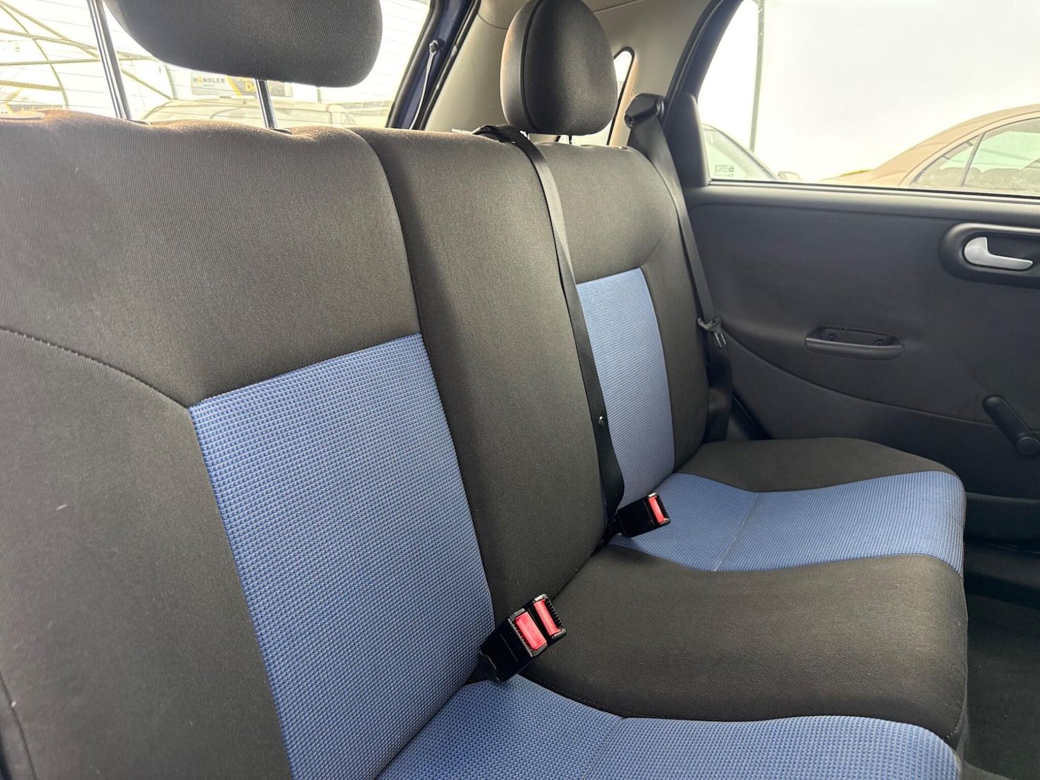 Used Vauxhall Corsa 2004 for sale - 78141513: Photo 21