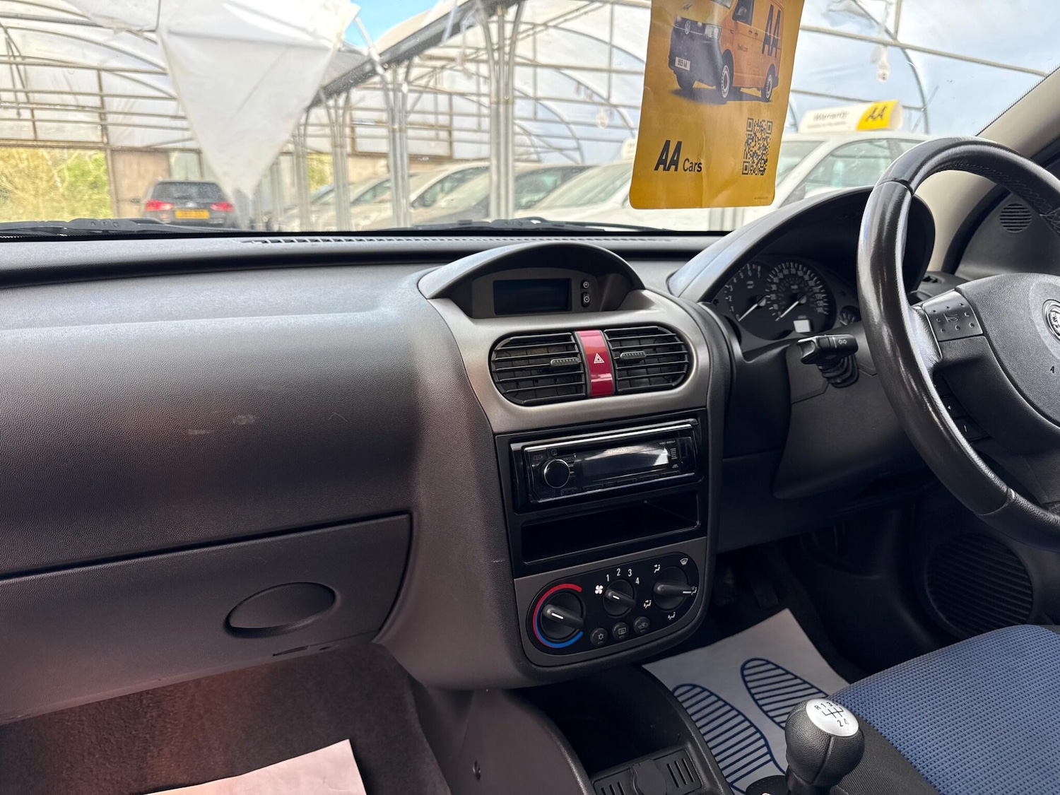 Used Vauxhall Corsa 2004 for sale - 78141513: Photo 32