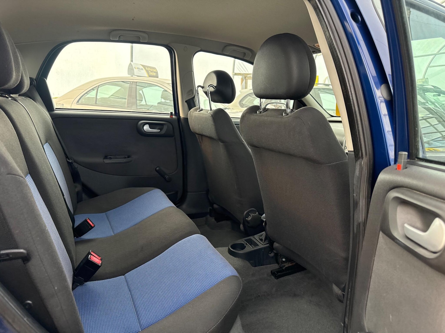 Used Vauxhall Corsa 2004 for sale - 78141513: Photo 48