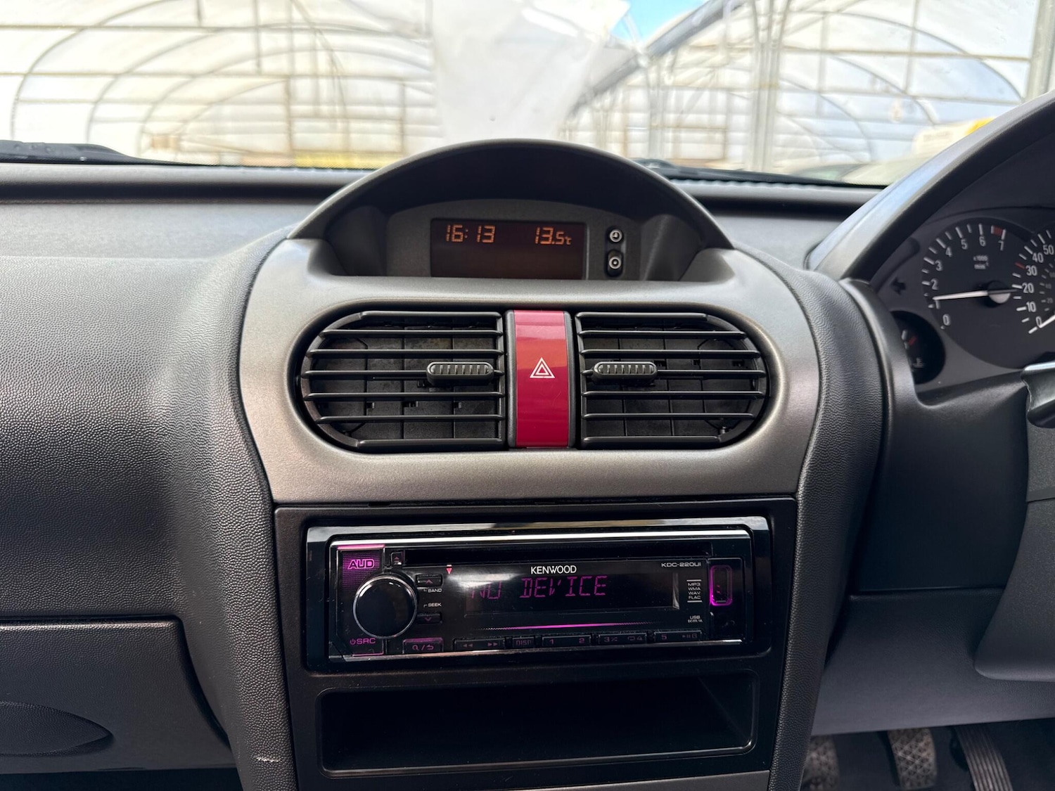 Used Vauxhall Corsa 2004 for sale - 78141513: Photo 69