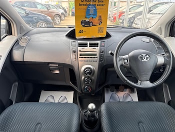 Used Toyota Yaris 2009 for sale - 78695602: Photo