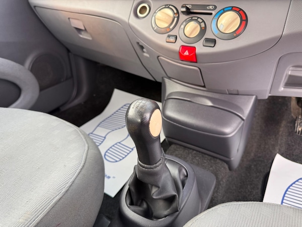 Used Nissan Micra 2003 for sale - 76083900: Photo 16