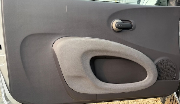 Used Nissan Micra 2003 for sale - 76083900: Photo 52
