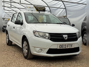 Used Dacia Sandero 2013 for sale - 79157722: Photo