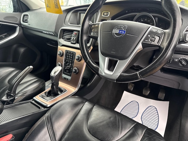Used Volvo V40 Cross Country 2014 for sale - 76307400: Photo 12
