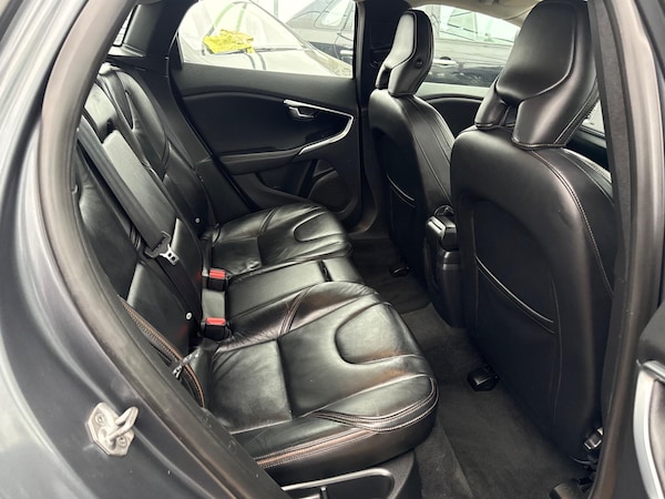Used Volvo V40 Cross Country 2014 for sale - 76307400: Photo 17