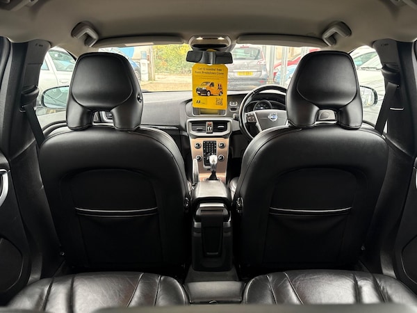 Used Volvo V40 Cross Country 2014 for sale - 76307400: Photo 20