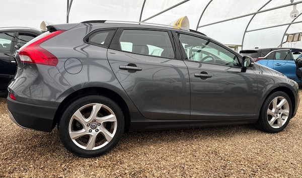 Used Volvo V40 Cross Country 2014 for sale - 76307400: Photo 33
