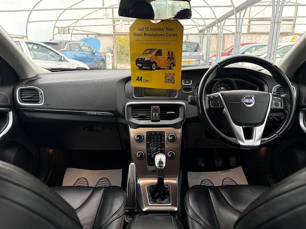 Used Volvo V40 Cross Country 2014 for sale - 76307400: Photo 3