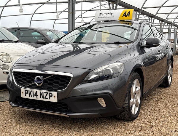 Used Volvo V40 Cross Country 2014 for sale - 76307400: Photo 43