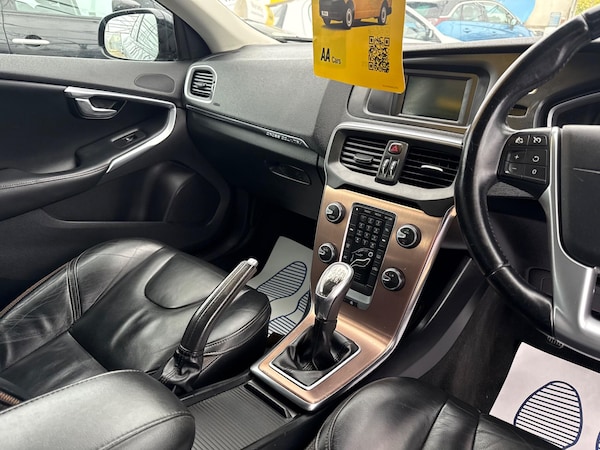 Used Volvo V40 Cross Country 2014 for sale - 76307400: Photo 44