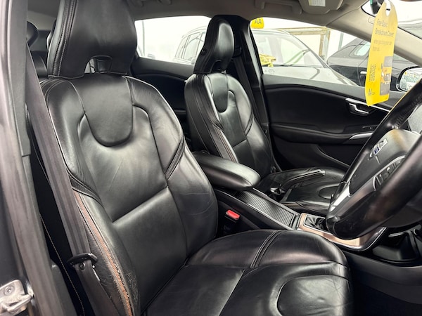 Used Volvo V40 Cross Country 2014 for sale - 76307400: Photo 49