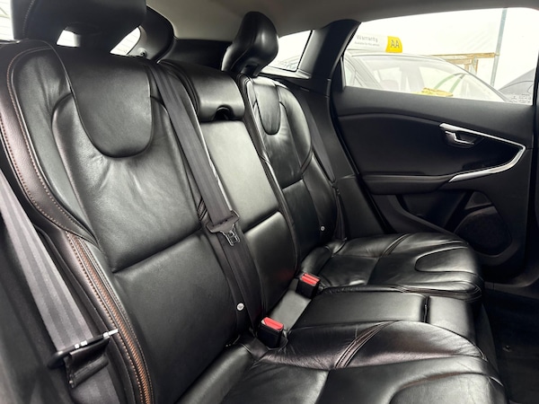 Used Volvo V40 Cross Country 2014 for sale - 76307400: Photo 53