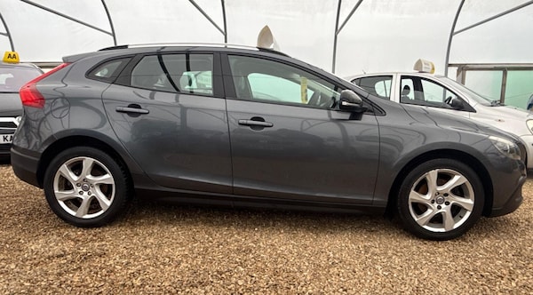 Used Volvo V40 Cross Country 2014 for sale - 76307400: Photo 5