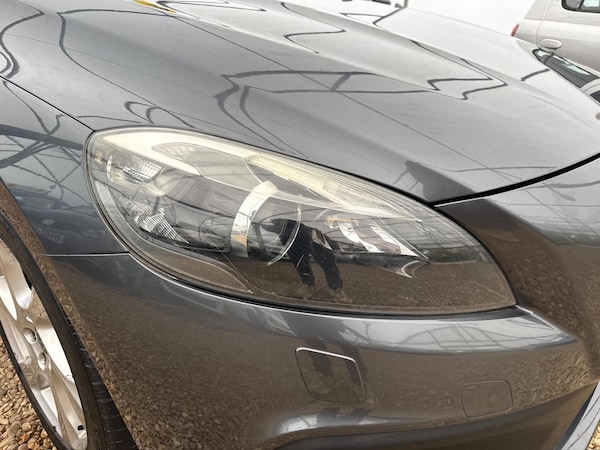 Used Volvo V40 Cross Country 2014 for sale - 76307400: Photo 75