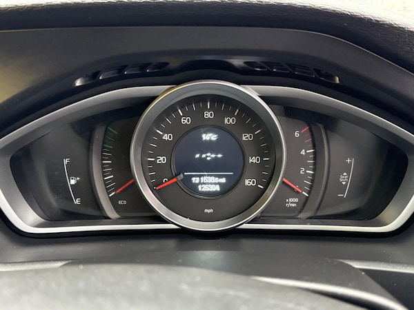 Used Volvo V40 Cross Country 2014 for sale - 76307400: Photo 85