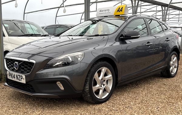 Used Volvo V40 Cross Country 2014 for sale - 76307400: Photo 9