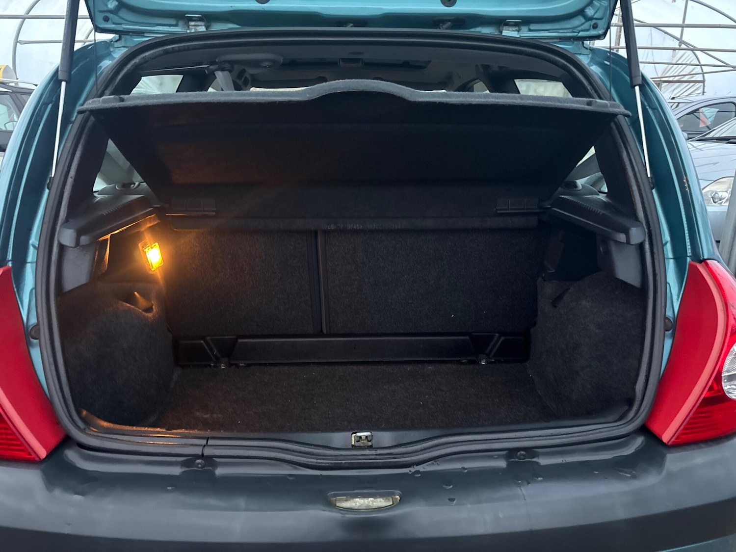 Used Renault Clio 2005 for sale - 77306052: Photo 20