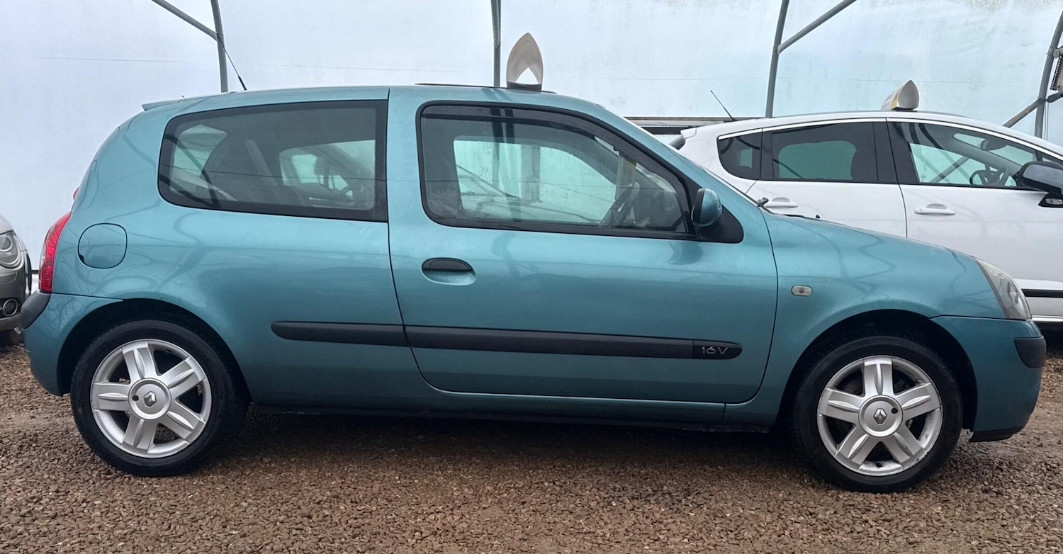 Used Renault Clio 2005 for sale - 77306052: Photo 34