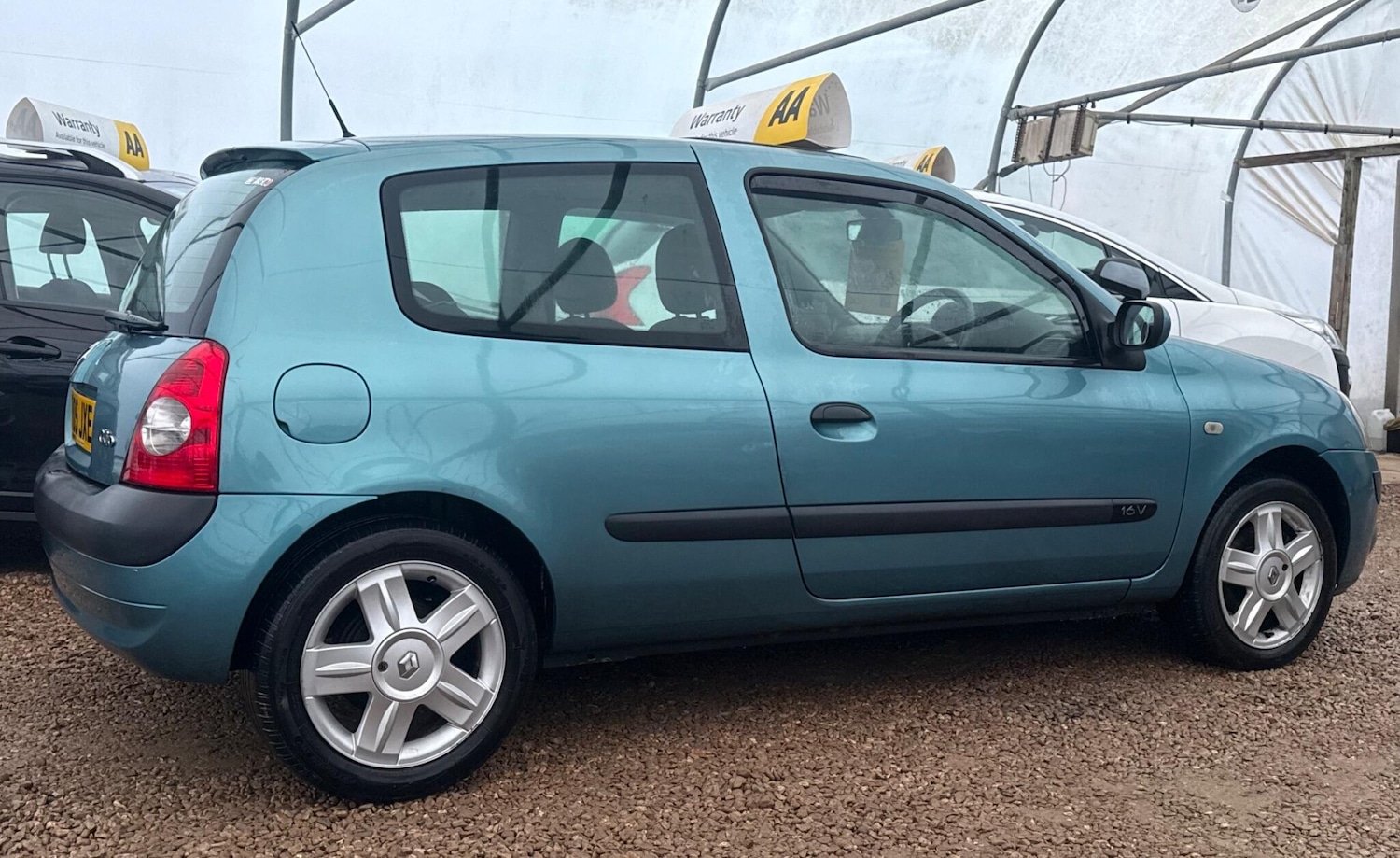 Used Renault Clio 2005 for sale - 77306052: Photo 35